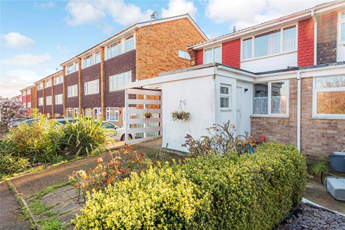 3 Bedroom End Of Terrace House For Sale In Beaulieu Avenue, Sydenham, London, SE26