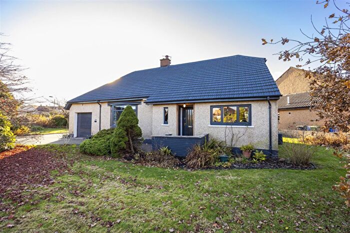 4 Bedroom Detached House To Rent In Sycamore Avenue, Lenzie, Glasgow, G66