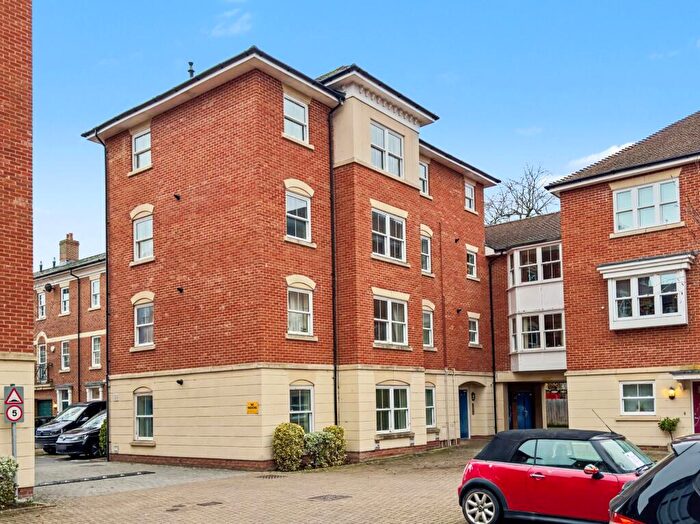 2 Bedroom Flat For Sale In St. Gabriel's, Wantage, OX12