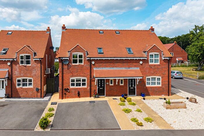 3 Bedroom Semi-Detached House For Sale In Balladine Crescent, Stoke Orchard, Cheltenham, GL52