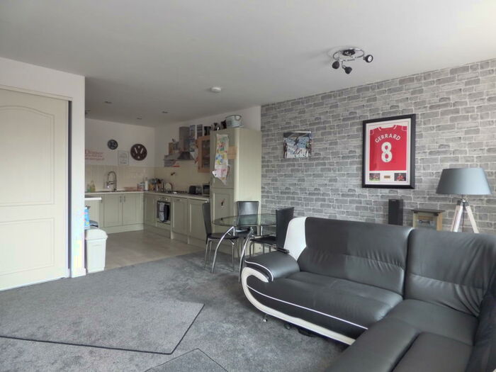 2 Bedroom Flat To Rent In Stoke Road, Gosport, PO12