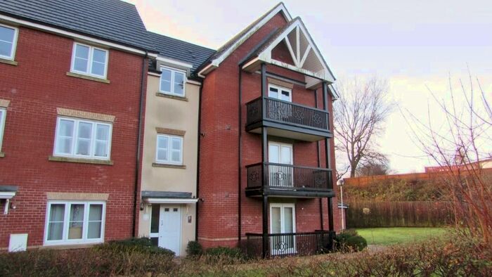 2 Bedroom Flat To Rent In Worsdell Close, Ipswich IP2