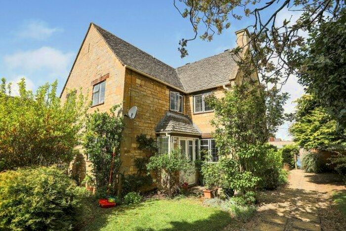 3 Bedroom Property To Rent In Main Street, Broadway, WR12