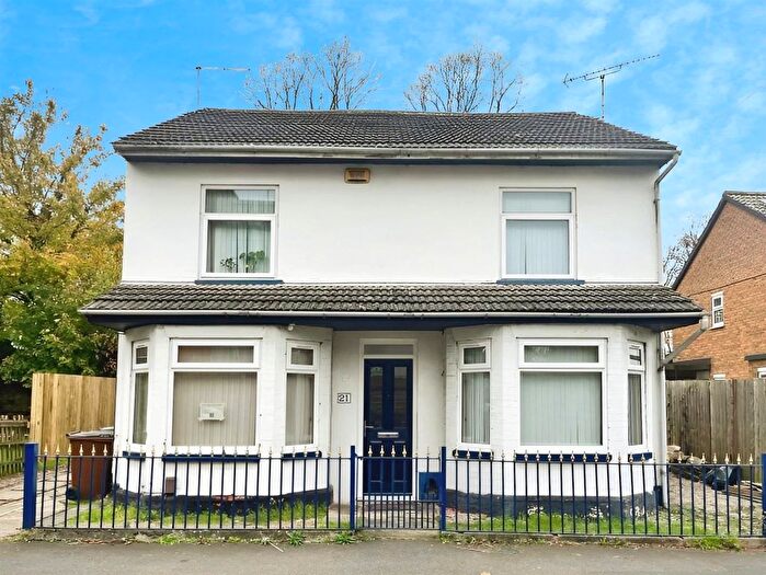 6 Bedroom Detached House To Rent In Priory Street, Nottingham, NG7