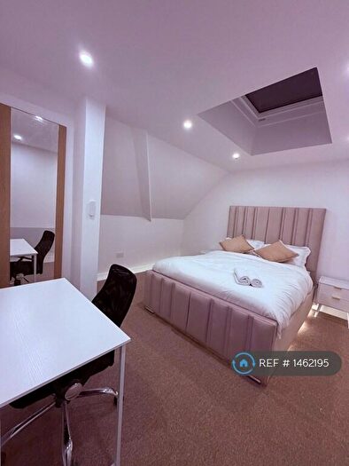 1 Bedroom Penthouse To Rent In Biggin Street, Dover, CT16