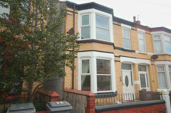 4 Bedroom Semi-Detached House To Rent In Keswick Road, Wallasey, CH45