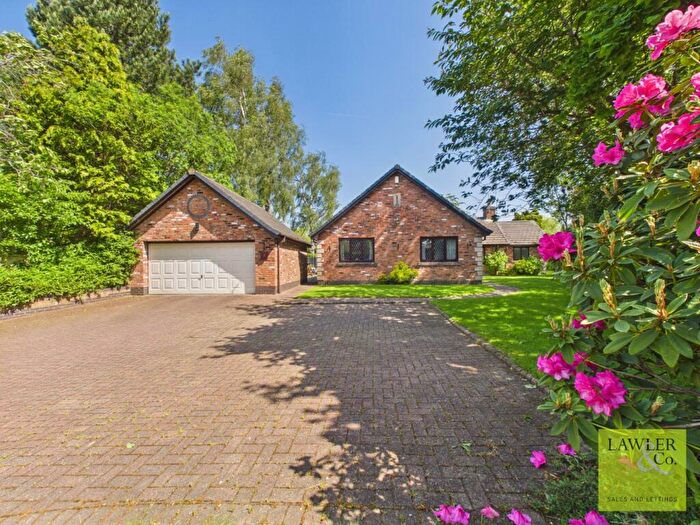 4 Bedroom Detached Bungalow For Sale In Anglesey Water, Poynton, Stockport, Cheshire, SK12
