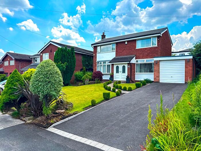 3 Bedroom Detached House For Sale In Abbey Drive, Seddons Farm, Bury, BL8