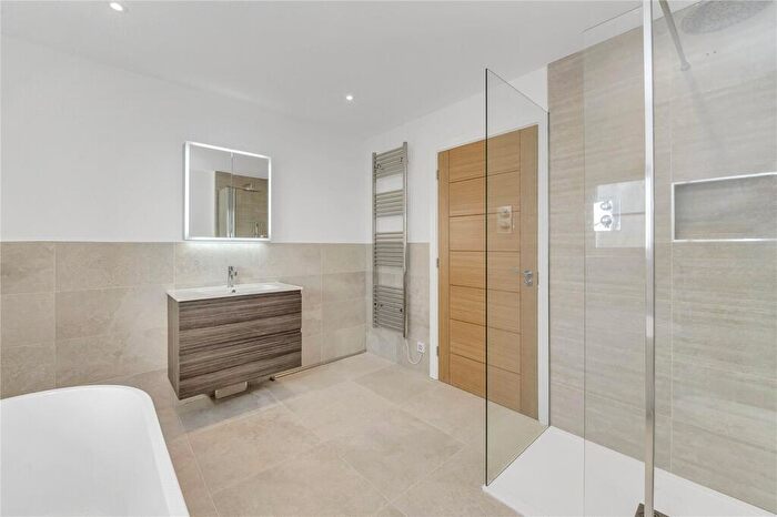 4 Bedroom Detached House For Sale In Old Coopers Yard, Aslacton, Norwich, Norfolk, NR15