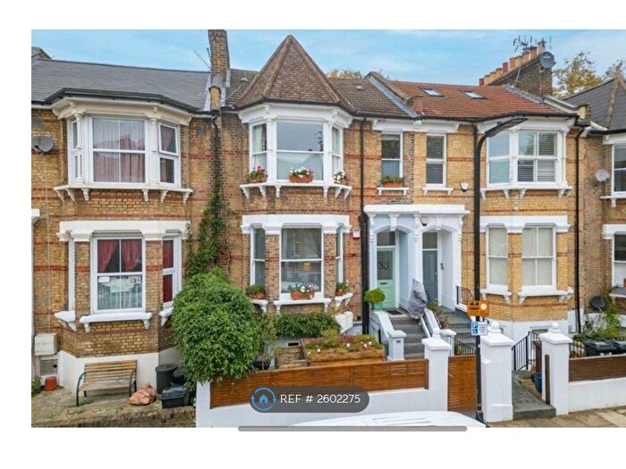 5 Bedroom Terraced House To Rent In Ickburgh Road, London, E5