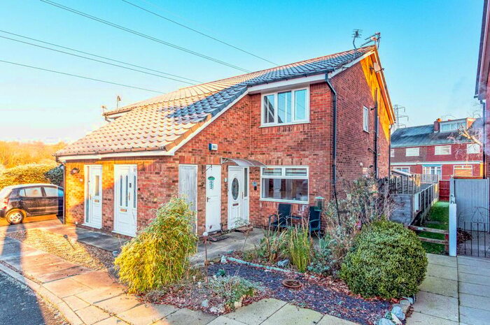 2 Bedroom Apartment To Rent In Lambourn Road, Flixton, Manchester, M41