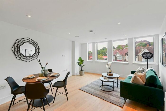 1 Bedroom Flat To Rent In Capella Court, Brighton Road, Purley, CR8