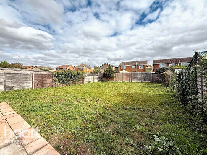 2 Bedroom Detached Bungalow For Sale In Money Bank, Wisbech, PE13