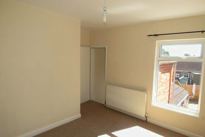 3 Bedroom End Of Terrace House To Rent In Frampton Place, Boston, PE21