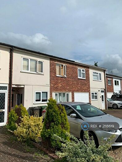 4 Bedroom Terraced House To Rent In Sutton Road, Speen, Newbury, RG14