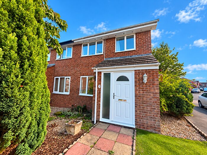 3 Bedroom House To Rent In Grecian Way, Broadfields, EX2
