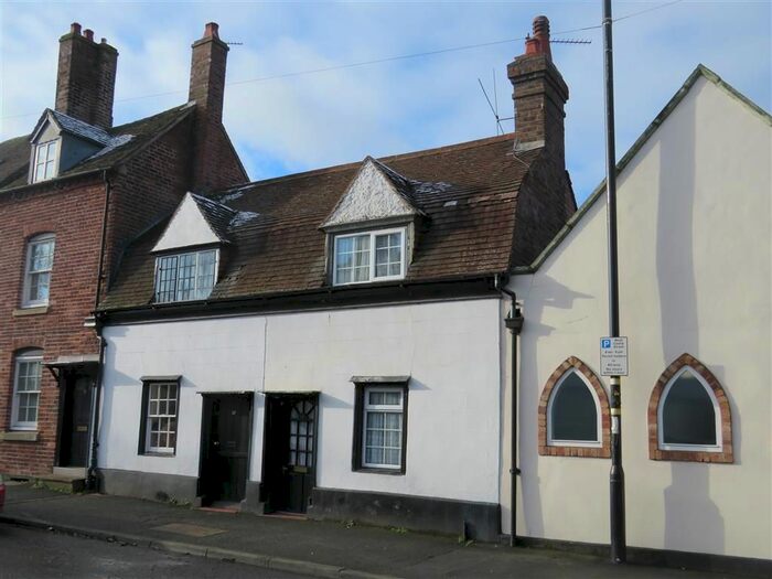 2 Bedroom Cottage To Rent In West Castle Street, Bridgnorth, WV16