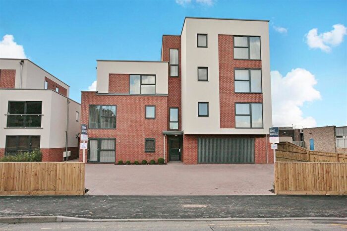2 Bedroom Apartment To Rent In Botley, Oxford Epc Rating B, OX2