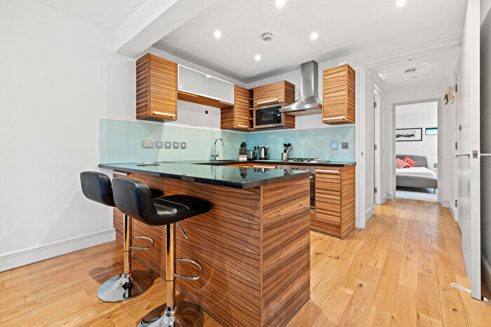 1 Bedroom Apartment For Sale In St John Street, London, EC1M