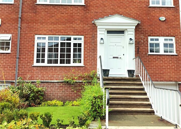 4 Bedroom Town House For Sale In Parkfield Court, Parkfield Road, Altrincham, WA14