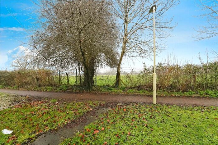 3 Bedroom End Of Terrace House For Sale In Elderwood Way, Tuffley, Gloucester, Gloucestershire, GL4
