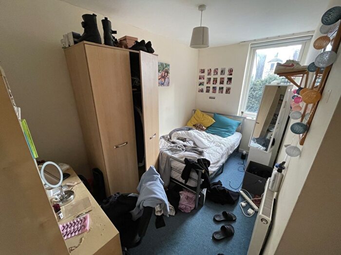 4 Bedroom Flat To Rent In Hampton Park, Bristol, BS6