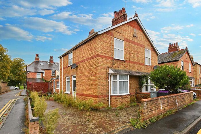 2 Bedroom Semi-Detached House For Sale In Stanley Street, Stamford, PE9