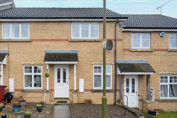 2 Bedroom Terraced House To Rent In Wallace Brae Court, FK2