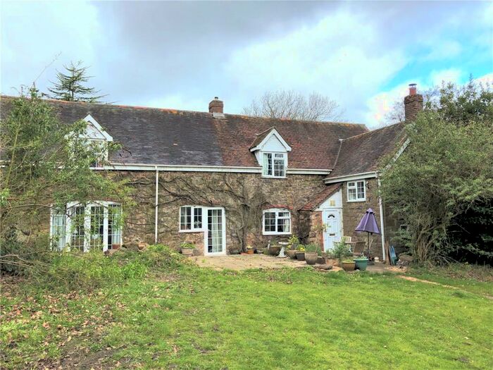 4 Bedroom Detached House For Sale In Hopton Bank, Hopton Wafers, Kidderminster, Shropshire, DY14