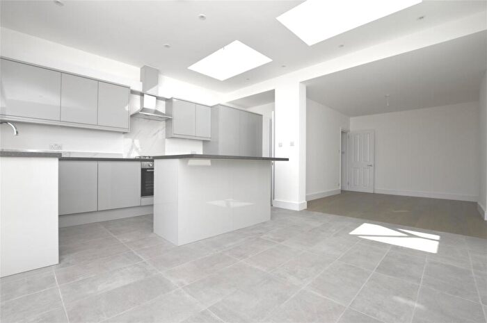 4 Bedroom Terraced House To Rent In Galpins Road, Thornton Heath, Surrey, CR7