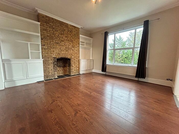 1 Bedroom Flat To Rent In Park Road, Wallington, SM6