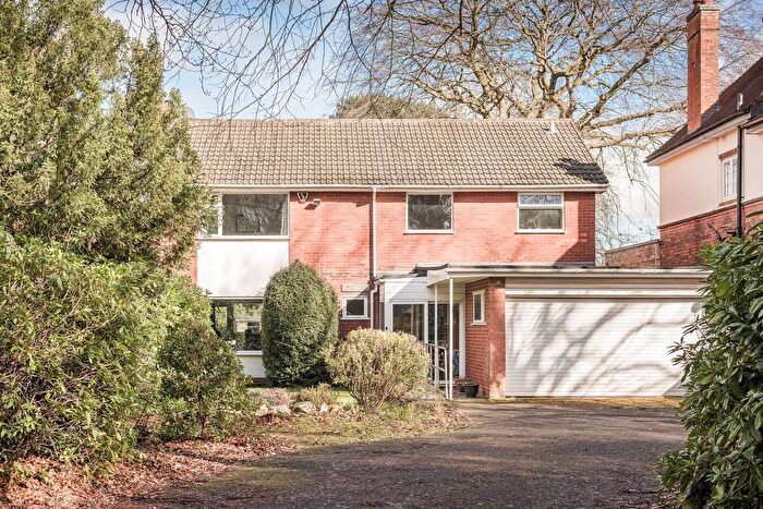 4 Bedroom Detached House For Sale In Streetly Lane, Sutton Coldfield, B74