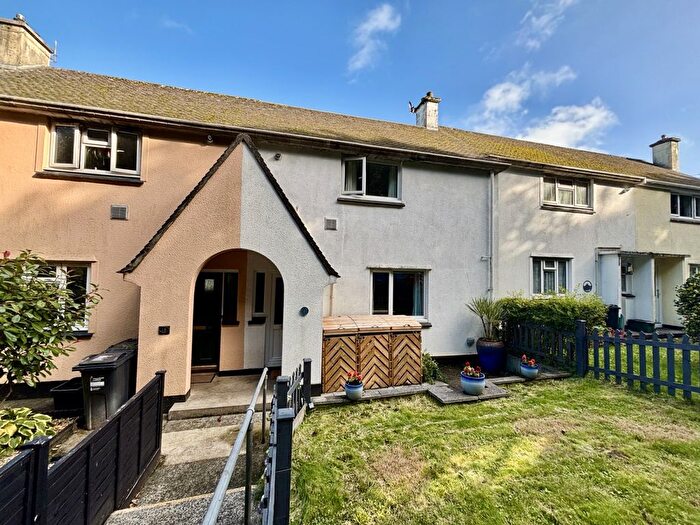 3 Bedroom End Of Terrace House For Sale In Cardinnis Road, Alverton, Penzance, TR18