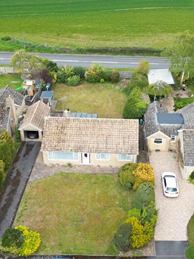 3 Bedroom Detached Bungalow For Sale In Hampton Grove, Meysey Hampton, GL7