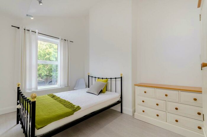 1 Bedroom Maisonette To Rent In Apsley Road, South Norwood, London, SE25