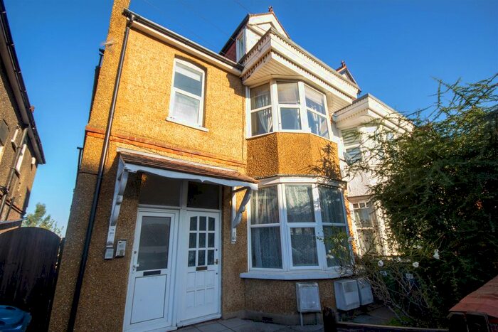 1 Bedroom Detached House To Rent In Marlborough Hill, HA1