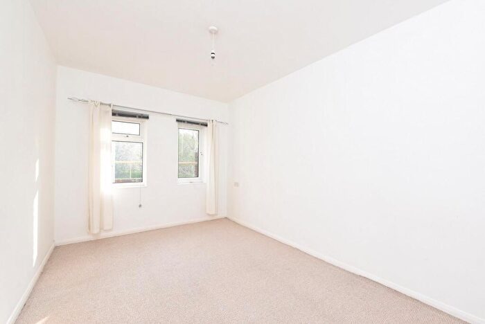 1 Bedroom Maisonette To Rent In Burrell Road, Frimley, GU16