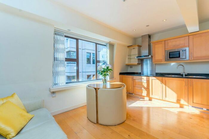 1 Bedroom Flat To Rent In Shelton Street, Covent Garden, London, WC2H