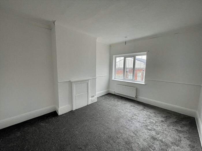 2 Bedroom Flat To Rent In St. Davids Road North, Fylde, Lytham St. Annes, FY8