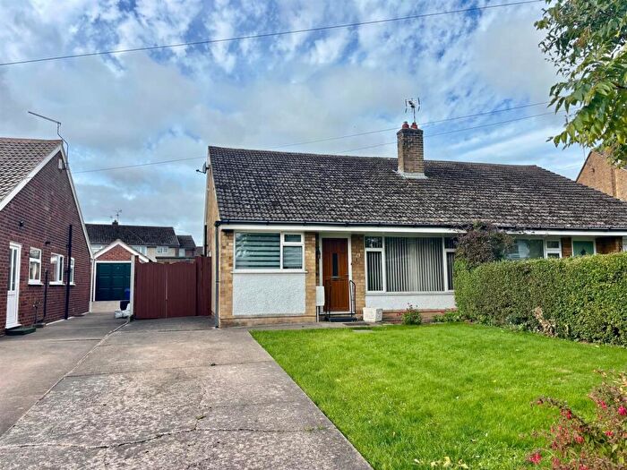 3 Bedroom Semi-Detached Bungalow For Sale In Tasman Close, Mickleover, Derby, DE3