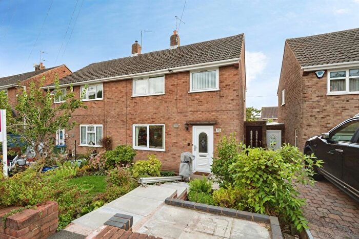 3 Bedroom Semi Detached House For Sale In Cromwell Close, Rowley Regis, B65