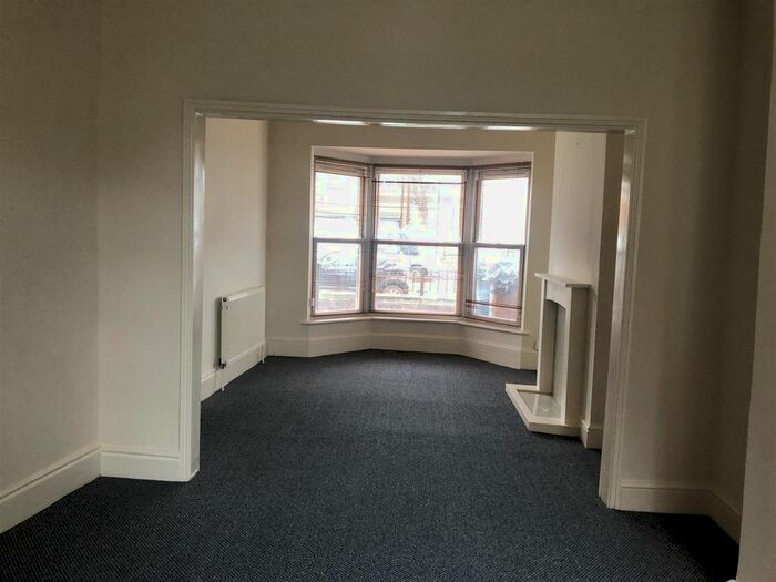 3 Bedroom Detached House To Rent In St. Georges Road, Hull, HU3