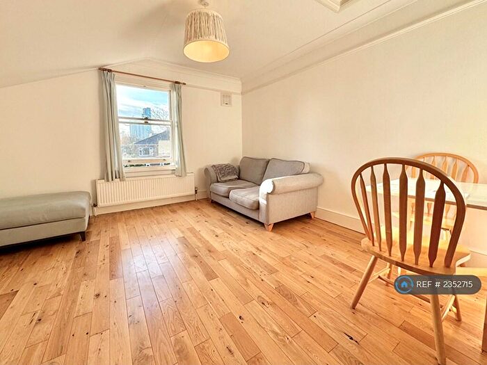 2 Bedroom Flat To Rent In Stoke Newington, Stoke Newington, Manor House, Stamford Hill, N16