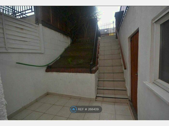 1 Bedroom Flat To Rent In Addington Road, Reading, RG1