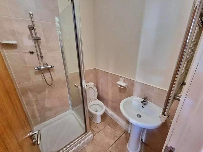 1 Bedroom Flat To Rent In Cornerhouse, Godwin St, Bradford, BD1