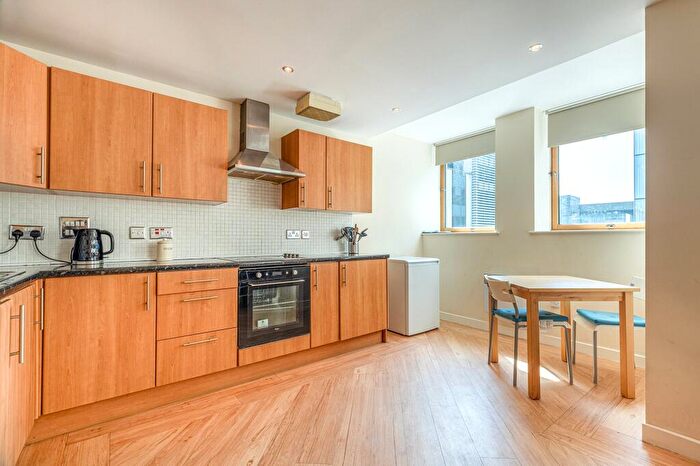 2 Bedroom Apartment To Rent In Bothwell Street, City Centre, Glasgow, G2