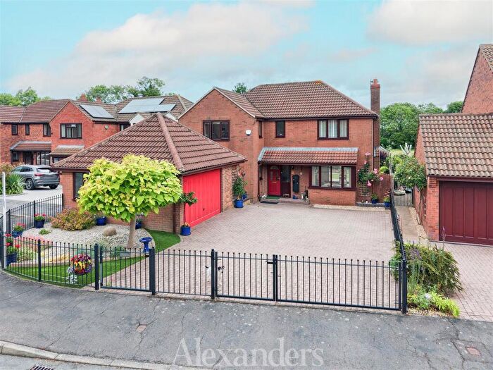 4 Bedroom Detached House For Sale In Orchard Close, Osgathorpe, LE12