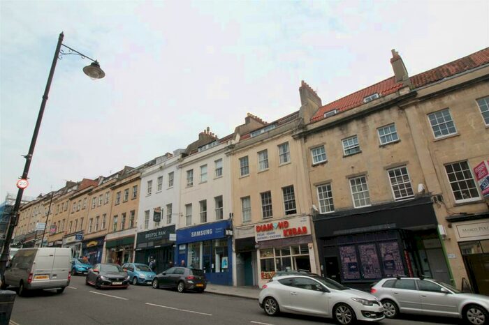 3 Bedroom Flat To Rent In B, Park Street, City Centre, BS1