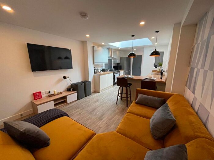 5 Bedroom Terraced House To Rent In Bristol Road, Earlsdon, Coventry, CV5