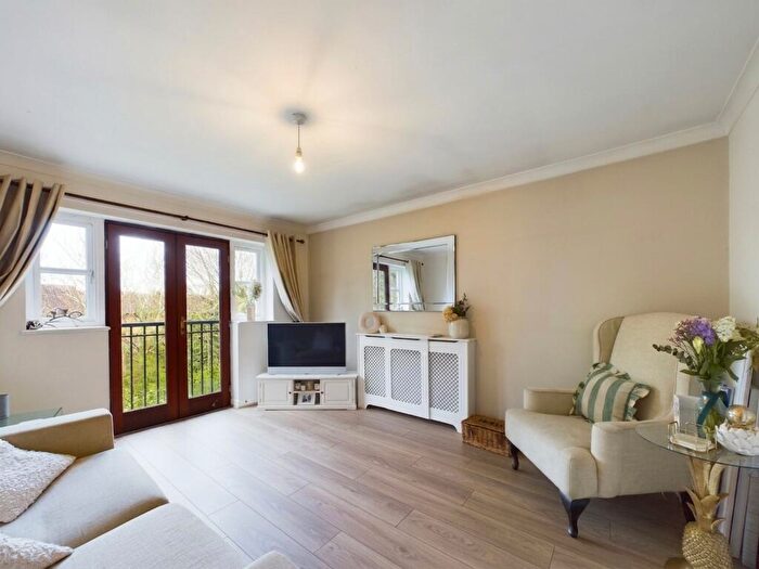 1 Bedroom Flat To Rent In Sandalwood Drive, Ruislip, HA4